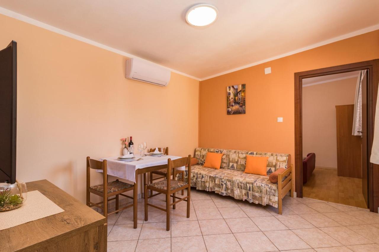 Apartments Kendel Fažana Extérieur photo