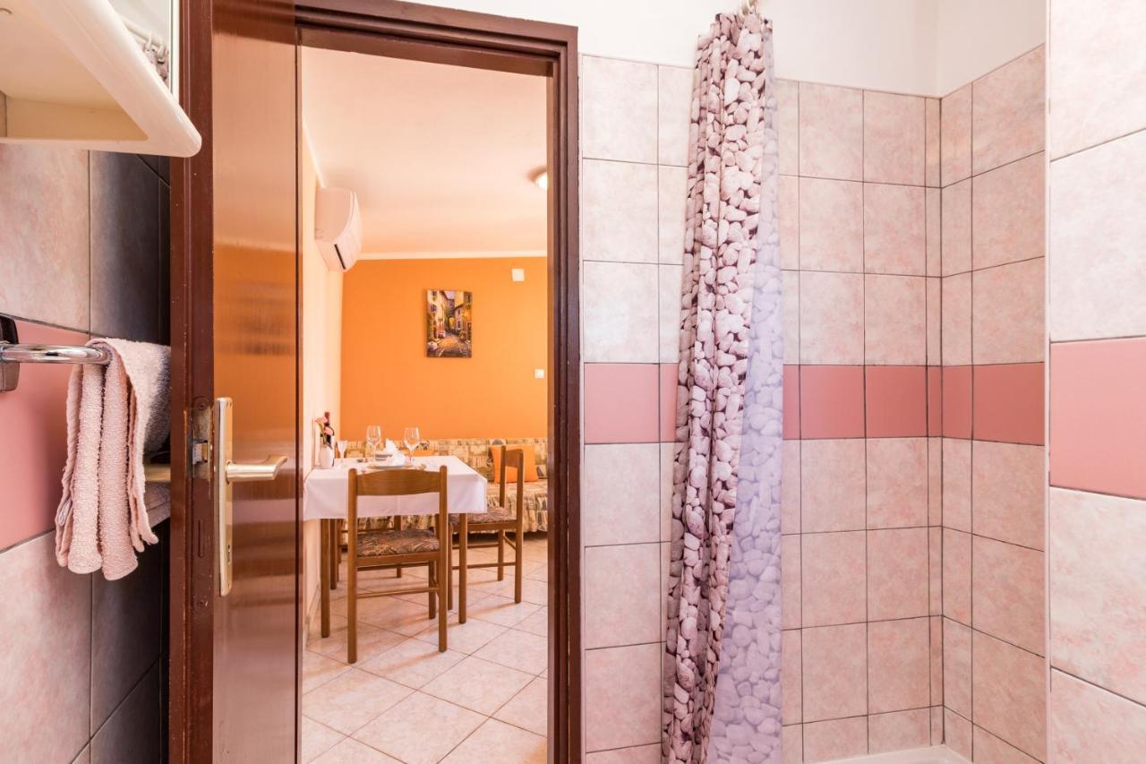 Apartments Kendel Fažana Extérieur photo