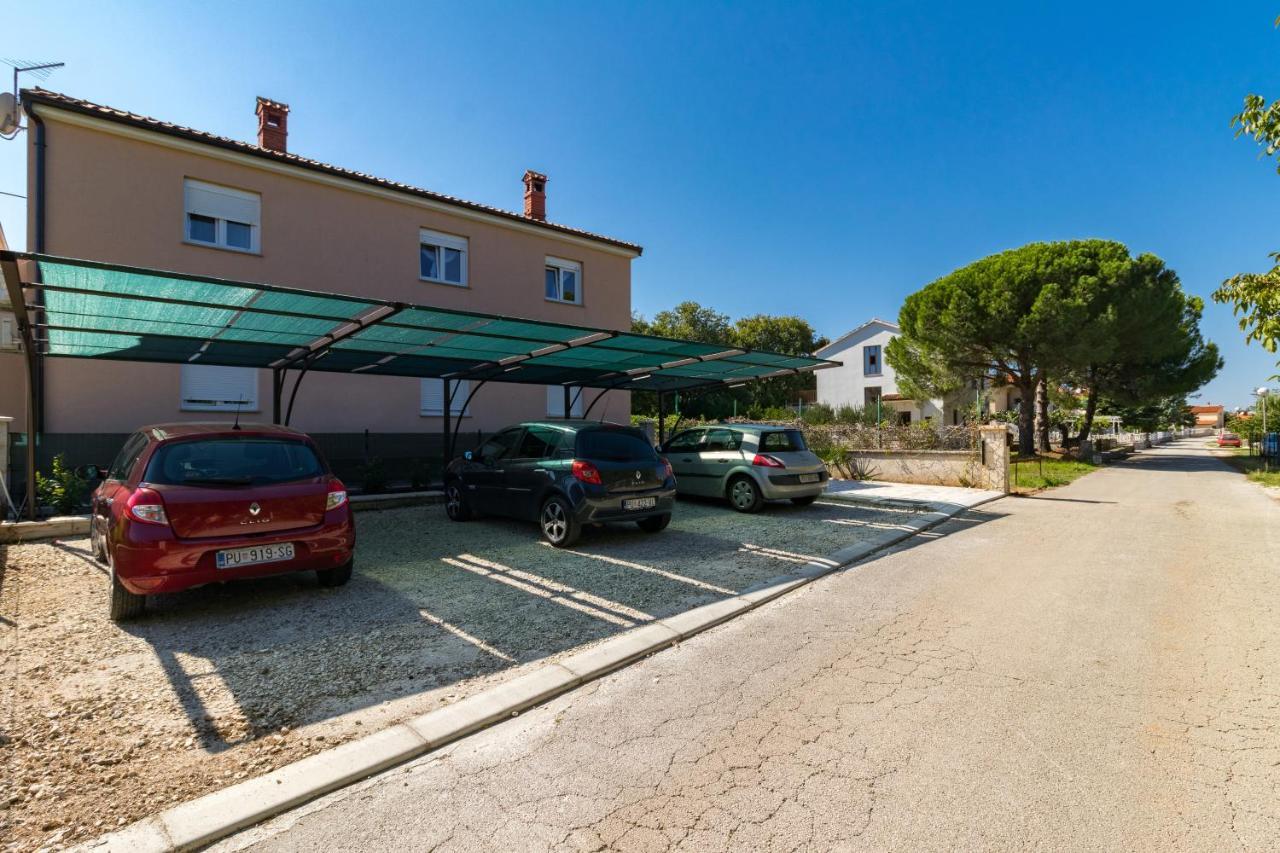Apartments Kendel Fažana Extérieur photo