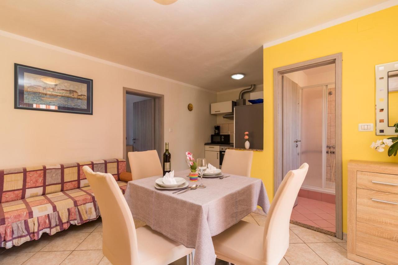 Apartments Kendel Fažana Extérieur photo