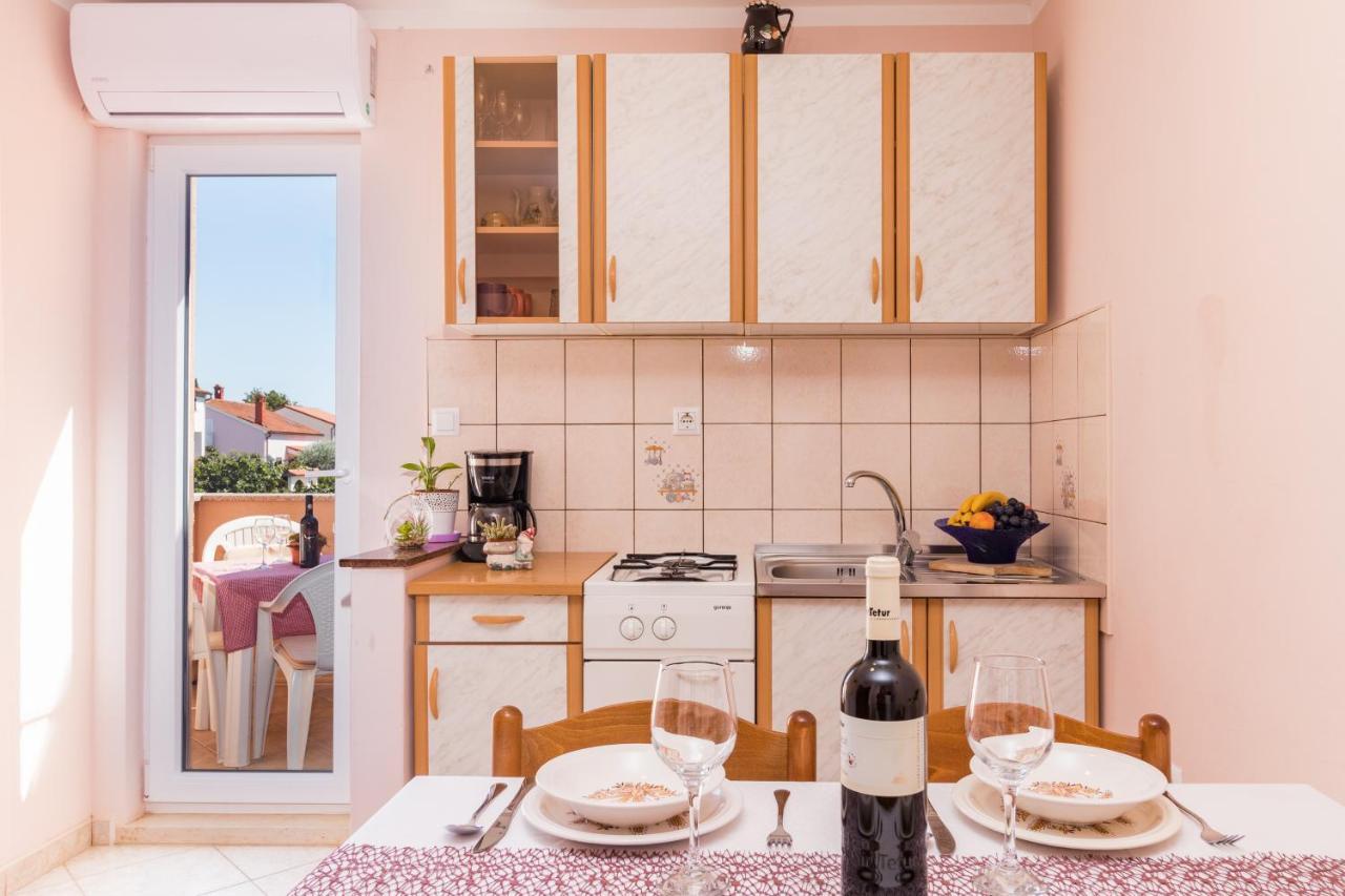 Apartments Kendel Fažana Extérieur photo