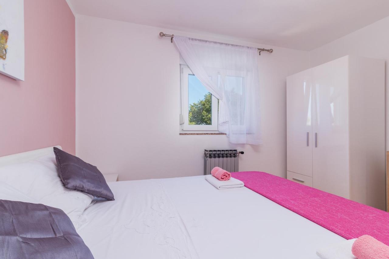 Apartments Kendel Fažana Extérieur photo